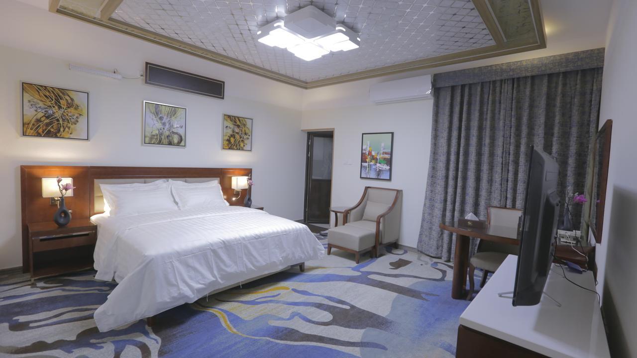 Niyaf Hotel Appartments Khamis Mushait Exterior foto