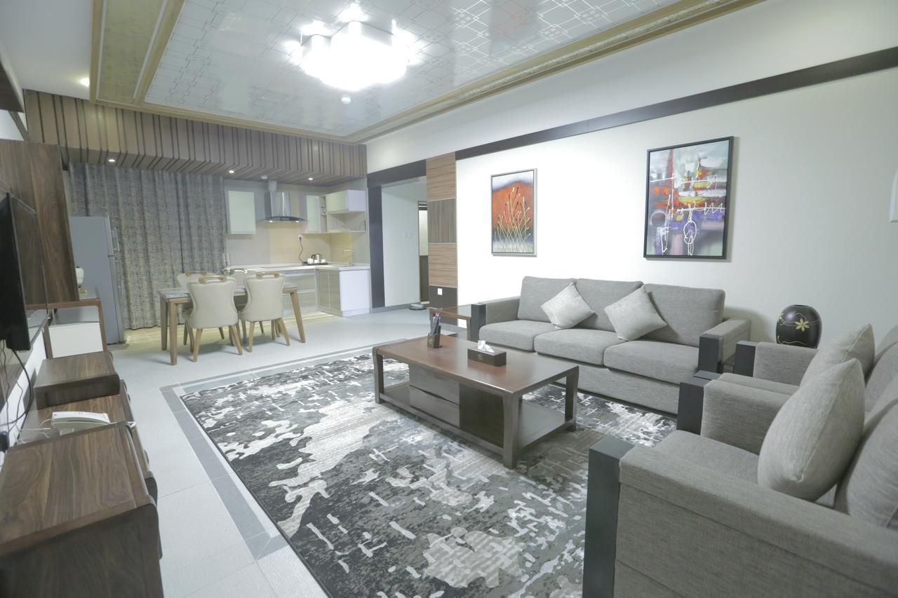 Niyaf Hotel Appartments Khamis Mushait Exterior foto